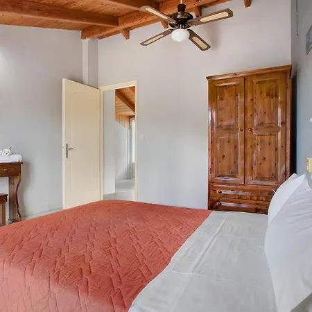 Dolphin Sea View 9
