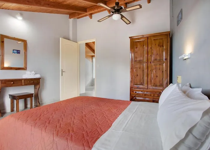 Dolphin Sea View 9